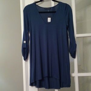 Nally & Millie Tunic NWT Small